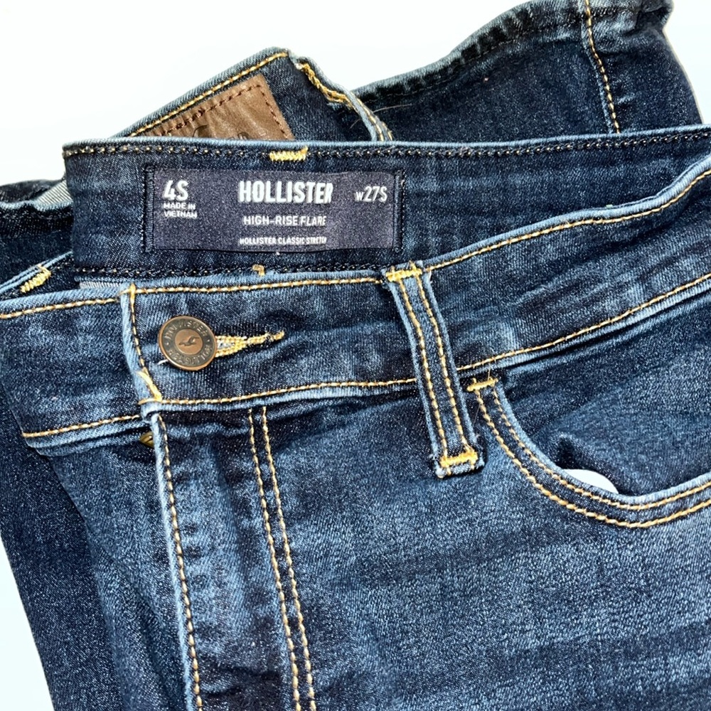 Hollister jeans